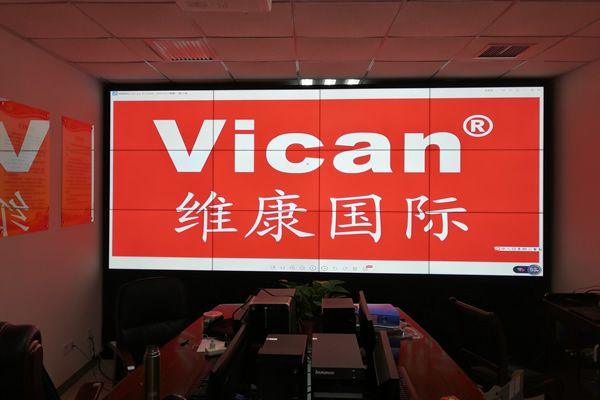 在拼接屏上同時顯示多臺電腦信號該如何實現？