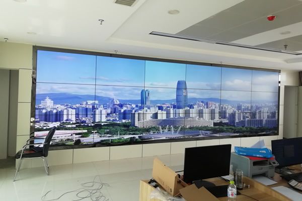 疫情當下，拼接屏廠家該如何發(fā)展？