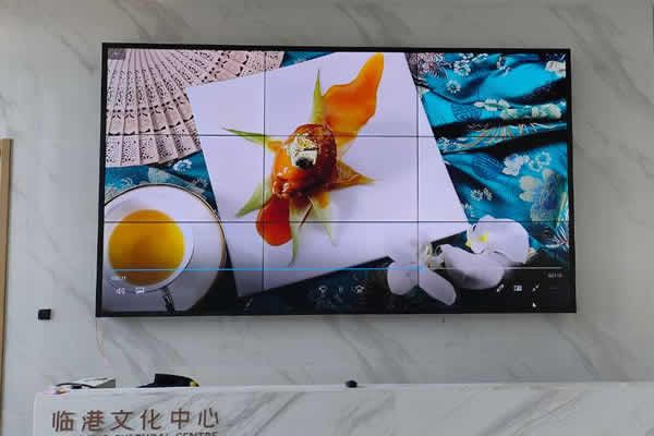 液晶拼接屏怎么與電腦連接的？