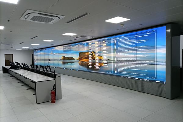 現(xiàn)在監(jiān)控中心終端顯示大屏都是使用拼接屏嗎？