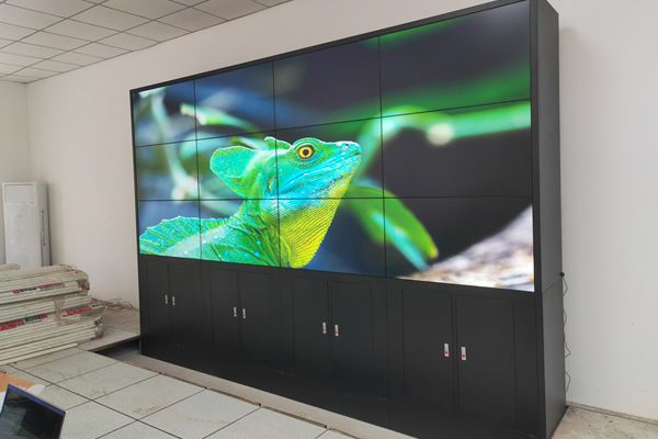 拼接屏是怎么做到4K、6K、8K…顯示的？大分辨顯示解決方案