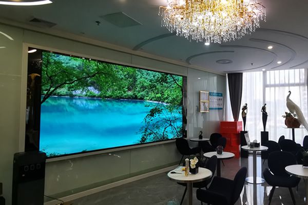 LED顯示屏可以當(dāng)家庭電視使用嗎，用哪種規(guī)格型號的好？