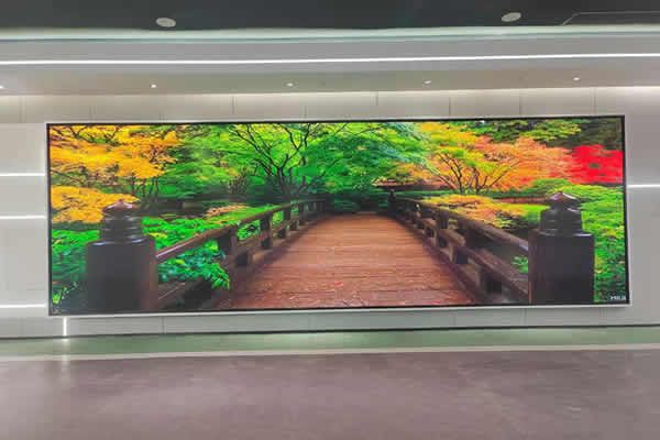 液晶顯示屏和LED顯示屏的區(qū)別有哪些，一般怎么選擇？