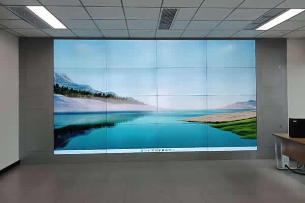 一塊55寸液晶拼接屏大概多少錢？